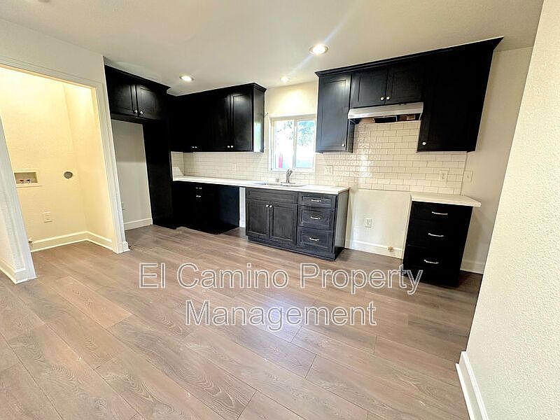 1st image of 6010 Greenwood Ave Unit A-1