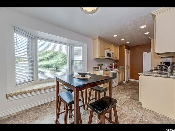 4th image of 5443 S Brister Dr