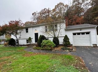 158 Mark Dr, North Kingstown, RI 02852