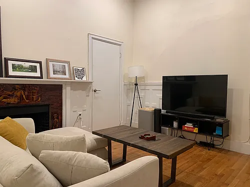 468 Commonwealth Ave #2 Photo 1