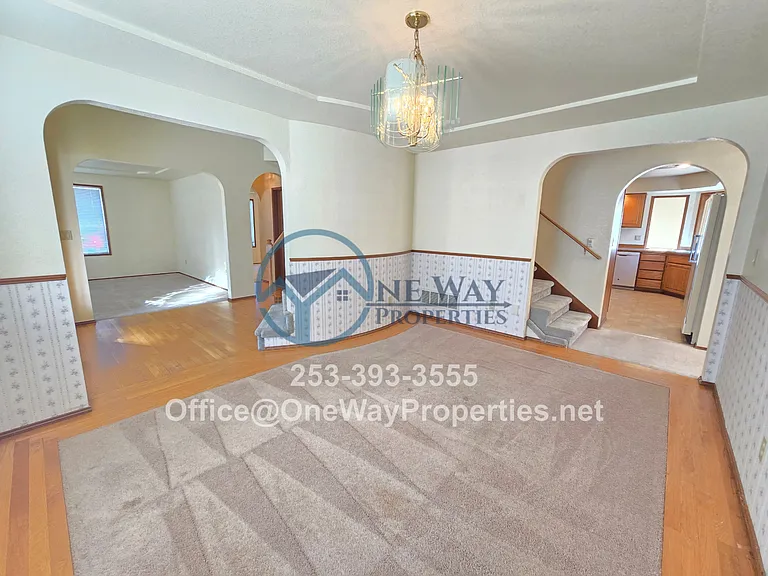 2855 Chambers Bay Dr — Photo 6