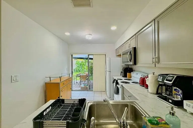 2 bed, 853 sqft, $1,500 — Photo 4