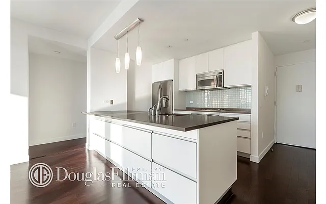 Rented by Douglas Elliman | media 25