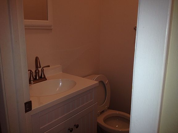 2nd image of 1304 Marbee Dr APT 5