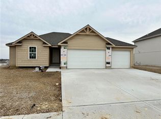 11843 N Kentucky Ave, Kansas City, MO 64157