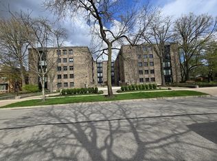 1005 Bonnie Brae Pl APT 5F, River Forest, IL 60305