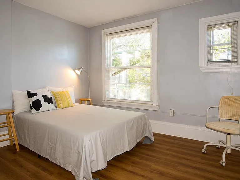 68 Hammond St — Photo 12