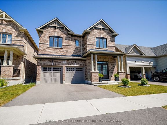 3rd image of 40 Pietrowski Dr