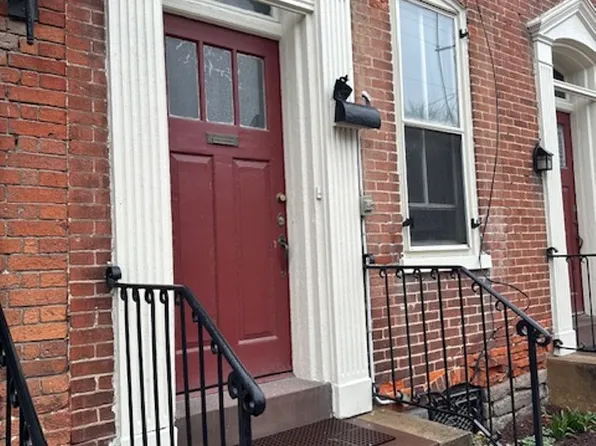 19 East Main Street, 19 E Main St APT A, Strasburg, PA 17579