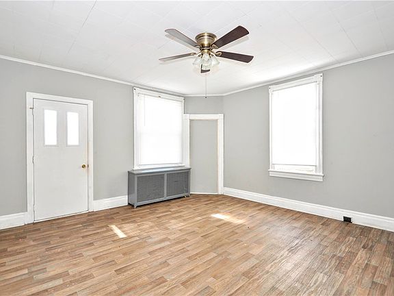 5th image of 905 Lincoln Ave