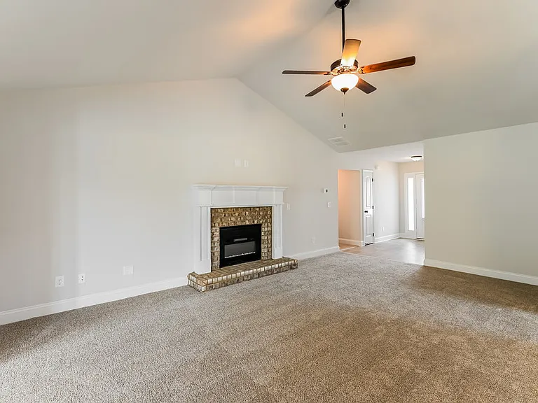 74 Heartland Cir — Photo 4