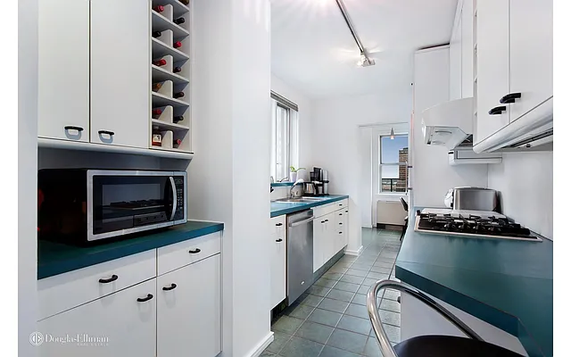 Sold by Douglas Elliman | media 12