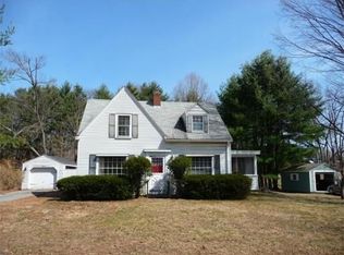 18 Cedar St, Sturbridge, MA 01566