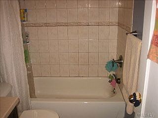3rd image of 77 Fulton St
