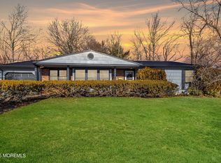 34 Forrest Hill Dr, Howell, NJ
