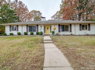 15720 Fairfield Dr, Matthews, NC 28104