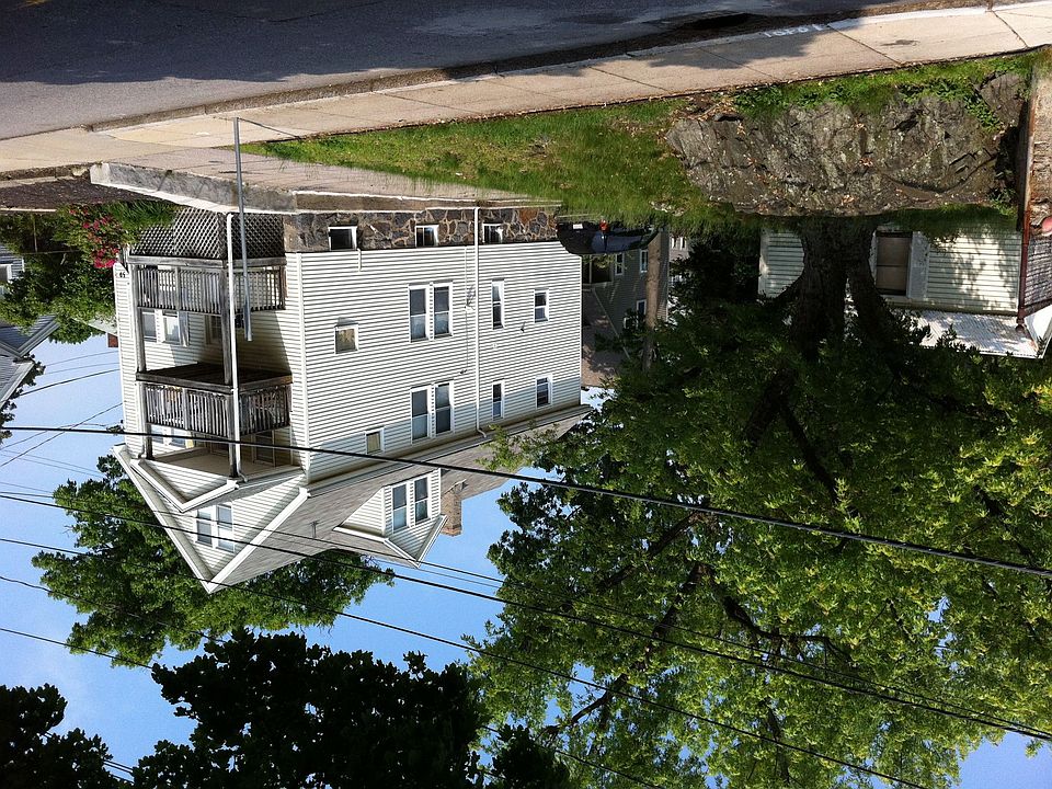 2nd image of 59 Walworth St #2