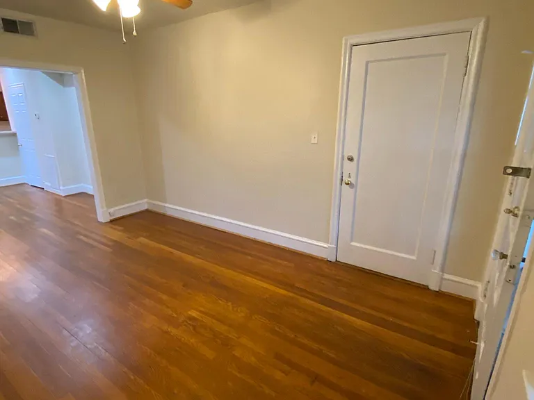 3426 W Grace St #5 — Photo 9