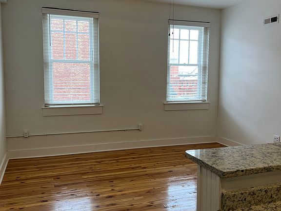 5th image of 300 Main St #6