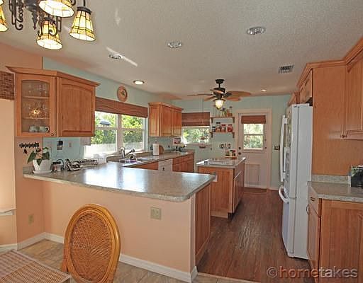 5th image of 201 Jupiter Woods Dr