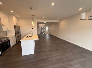 416 Homestead Grove NE, Calgary, AB T3J 2K6, Canada, Calgary, AB T3J 2G6