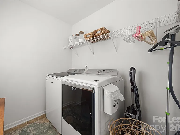 1668 Beleek Ridge Ln — Photo 27
