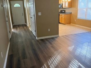 918 Valley Ridge Rd, Charlotte, NC 28214