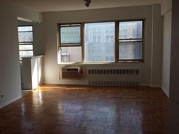 2nd image of 45 W 10th St APT 8A