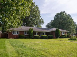 1326 W Cherokee St, Springfield, MO 65807