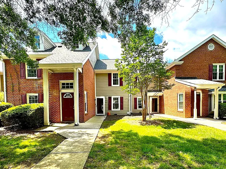 9427 S Vicksburg Park Ct — Photo 2