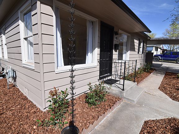 4th image of 981 Bates Ave