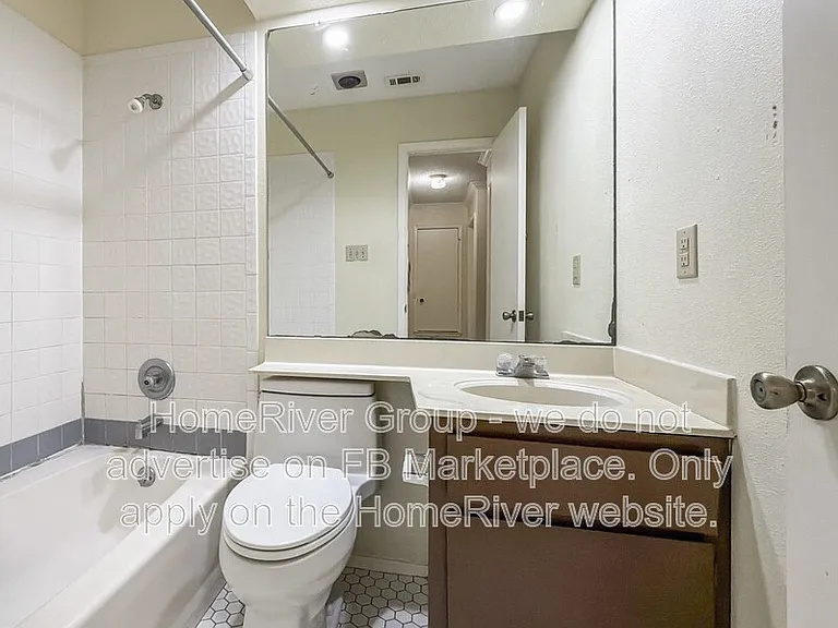 8400 Jamestown Dr #518 — Photo 14