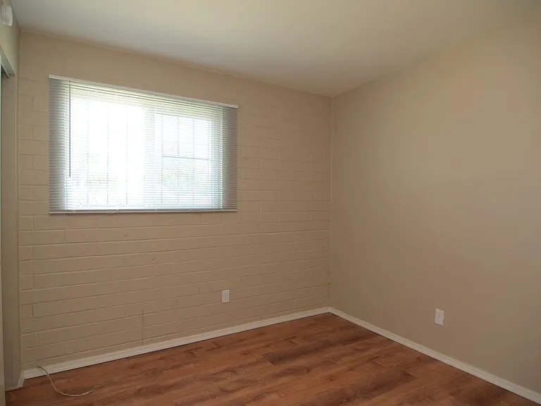 1852 S Norris Ave — Photo 7