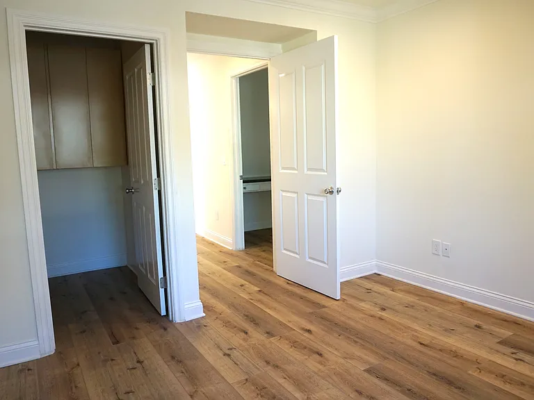 5061 Packard St — Photo 5