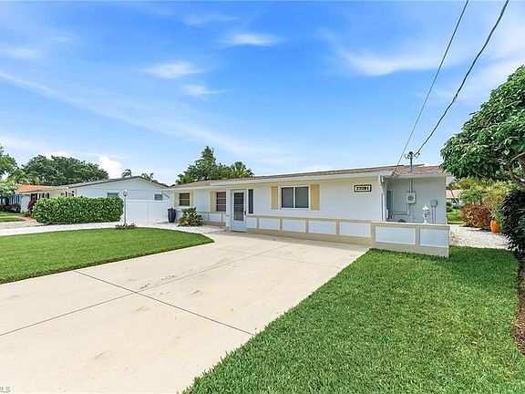 3rd image of 27051 Sun Aqua LN