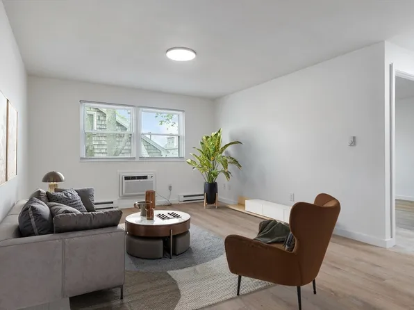 303 Broadway APT B1, Lynn, MA 01904