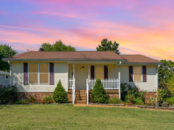 313 Hollywood Dr, Old Hickory, TN 37138