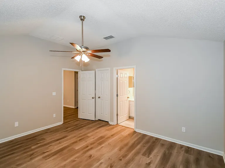 2712 Secret Harbor Dr — Photo 10