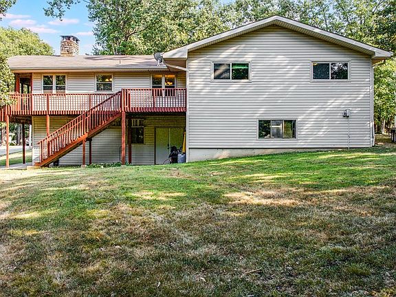 5th image of 78 Elizabeth Dr