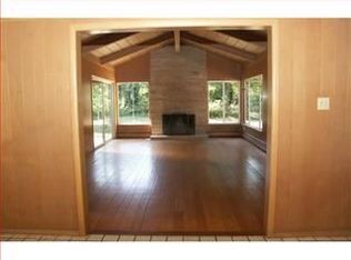 10 Highgate Ln, Hillsborough, CA 94010