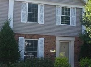 1019 Mersey Bend Dr, Saint Louis, MO 63129