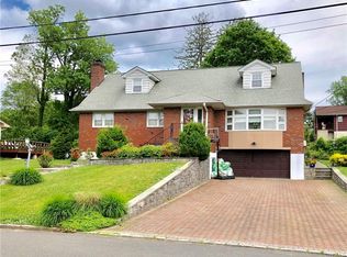 5 Woodlands Ave N, White Plains, NY 10607