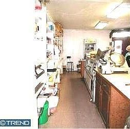 2nd image of 1800 W 3rd St