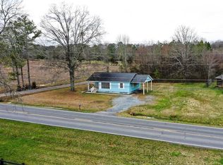 1958 Dews Pond Rd NE, Calhoun, GA 30701