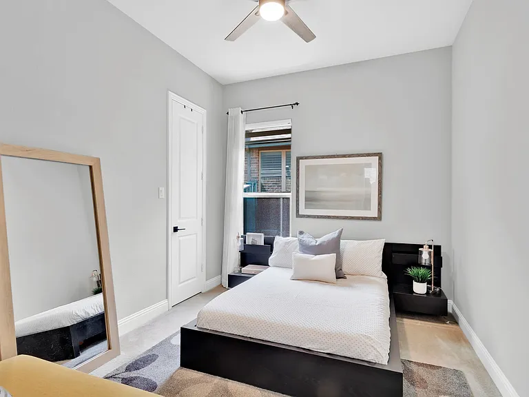 1301 Skyflower Ln — Photo 14