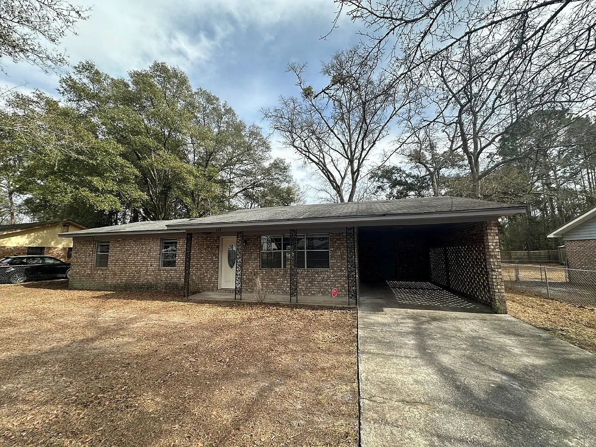 Building Photo - 644 Caines Rd