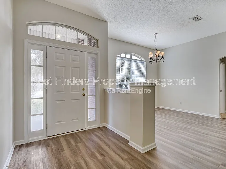 749 Grand Parke Dr — Photo 6