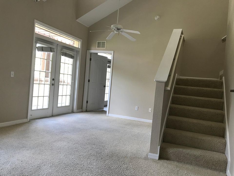 1st image of 1733 Lakemont Ave APT 308