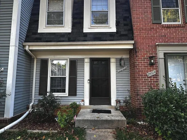 20592 Strath Haven Dr, Gaithersburg, MD 20886