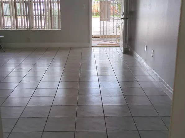 271 NW 177th St APT 106, Miami Gardens, FL 33169